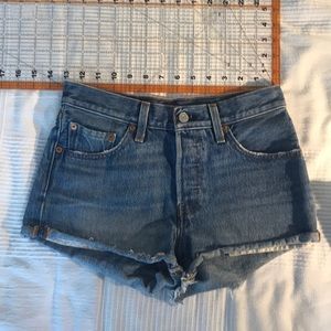Levi’s jeans shorts